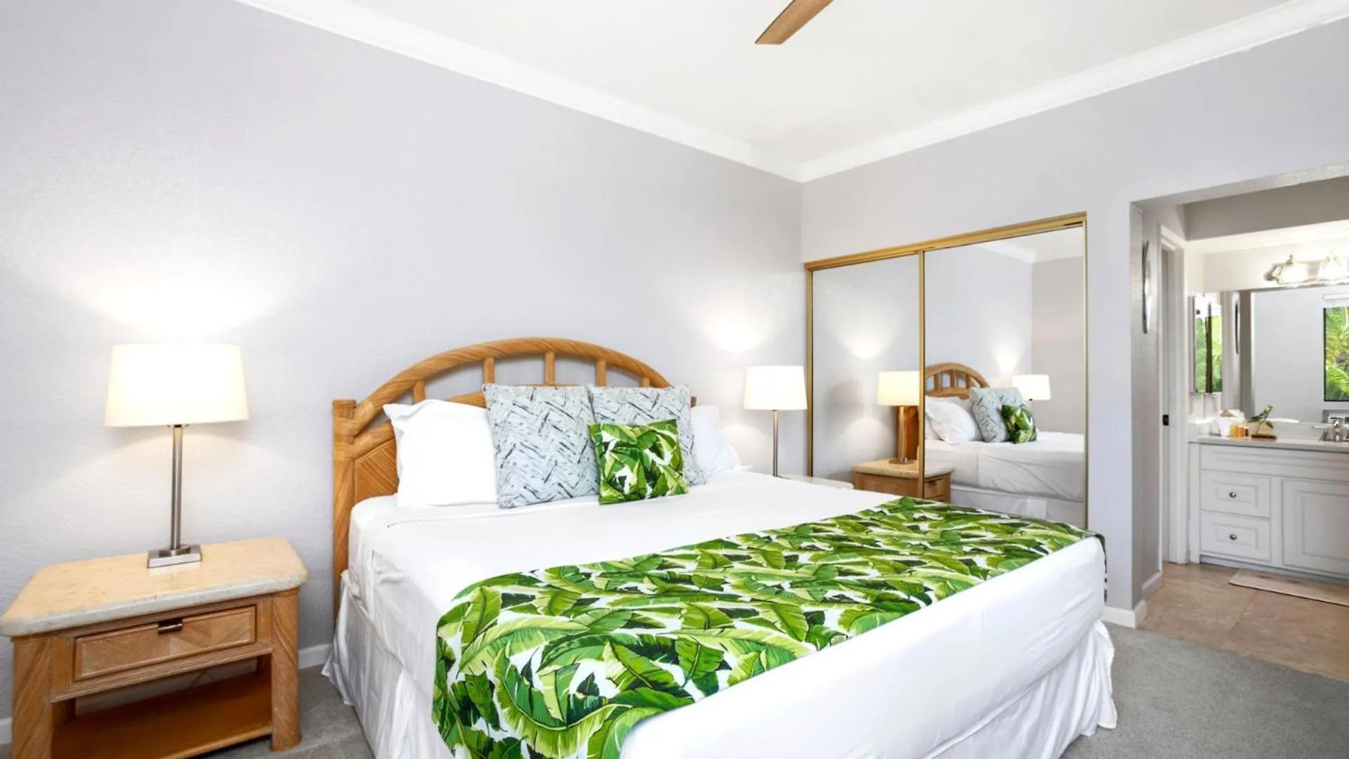 Kbm Resorts Free Car Grand Champions Gch-120 Remodeled Bdm Villa In Heart Of Wailea Wailea  0*, Wailea (Maui)