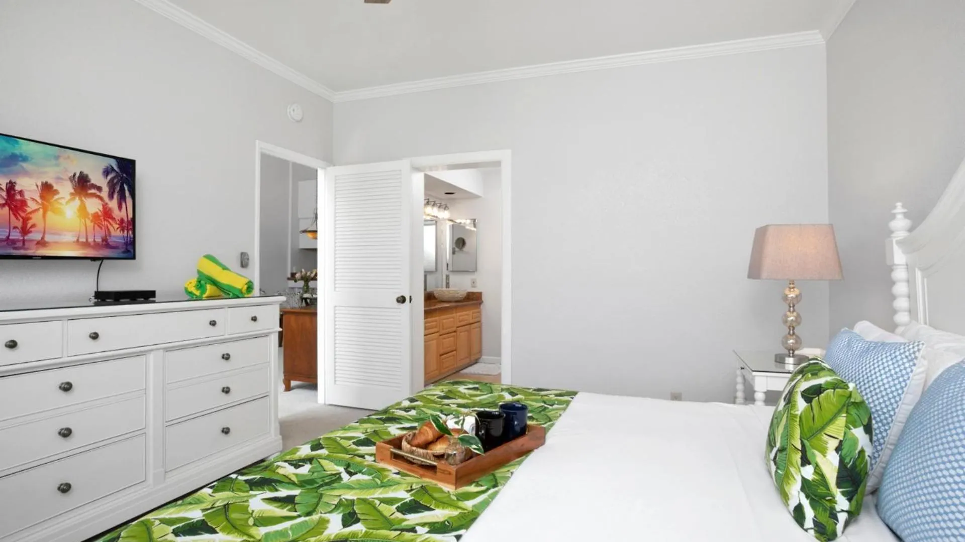 Kbm Resorts Free Car Grand Champions Gch-120 Remodeled Bdm Villa In Heart Of Wailea Wailea  United States